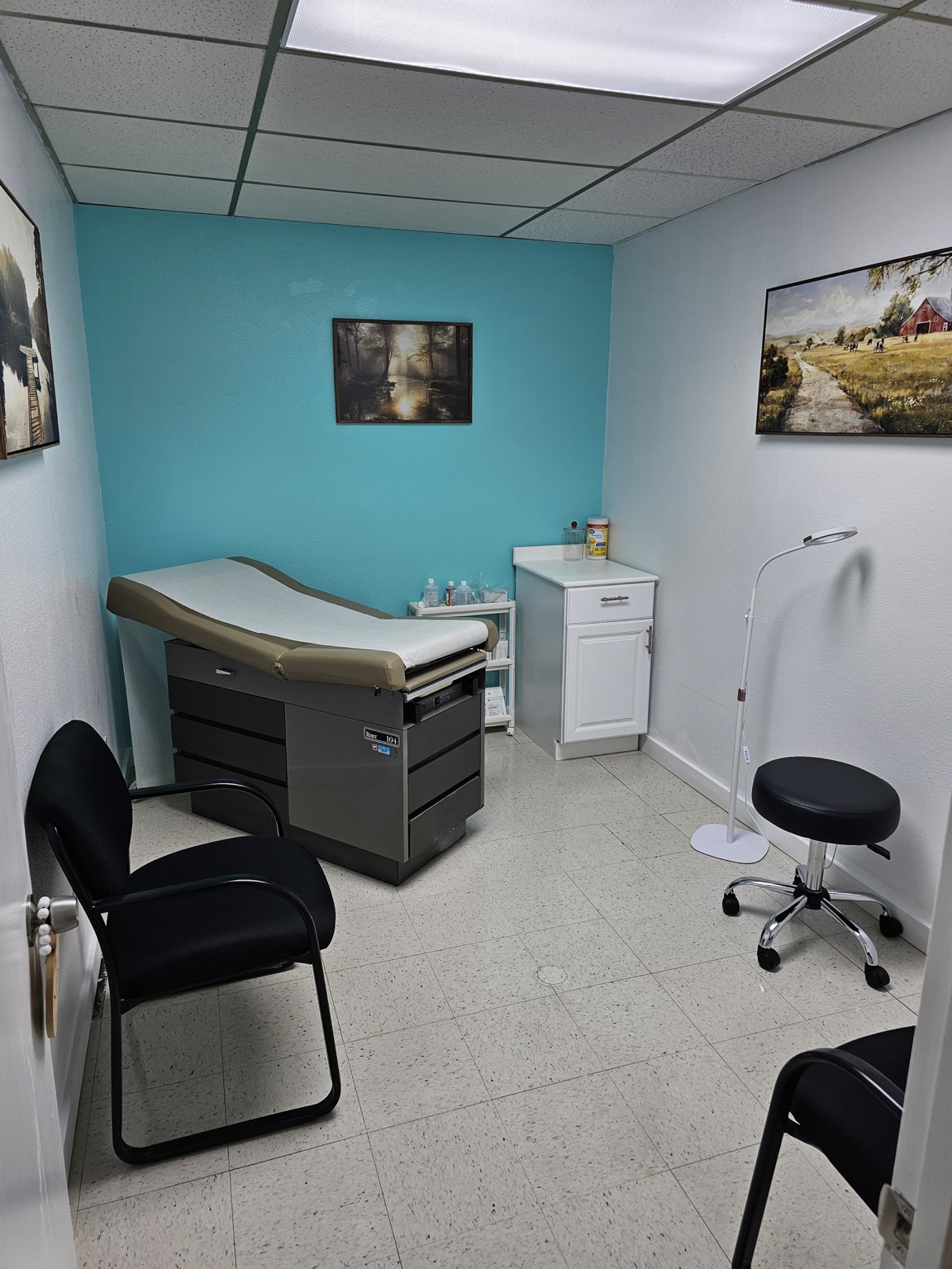 Sanare Medical Center treatment room
